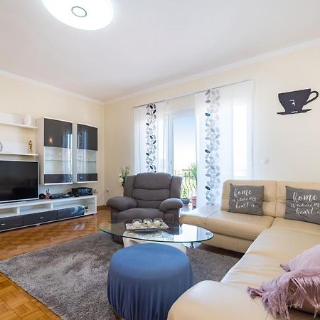 Apartment Visnja ザダル エクステリア 写真