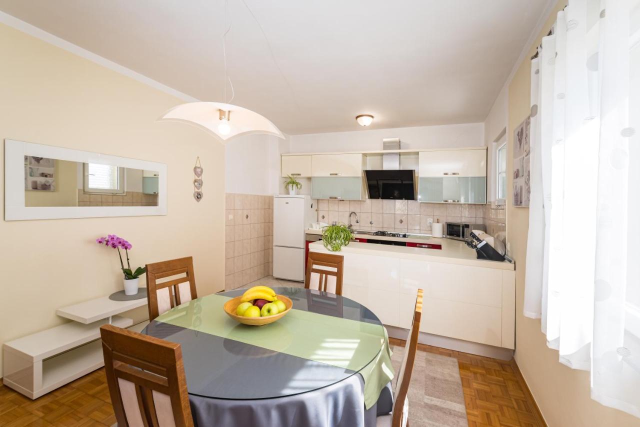 Apartment Visnja ザダル エクステリア 写真