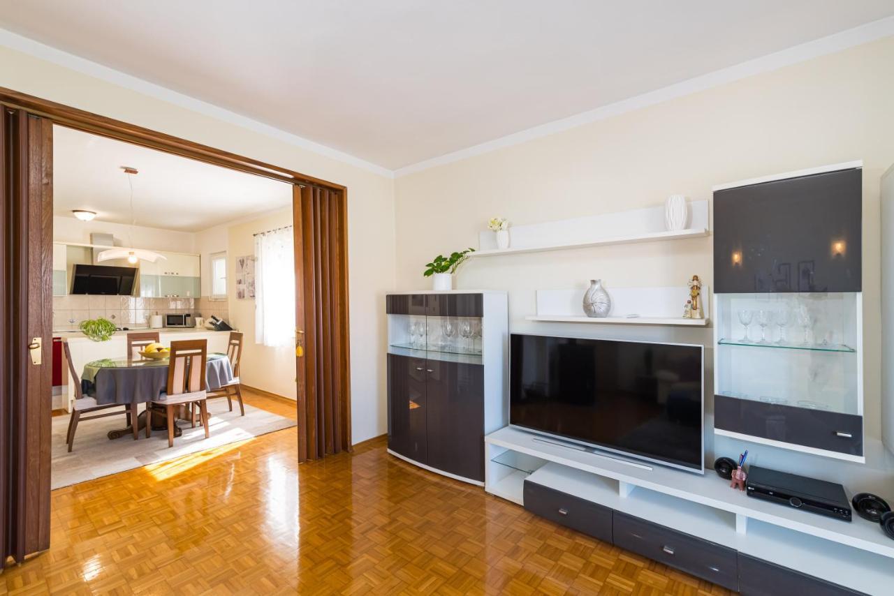 Apartment Visnja ザダル エクステリア 写真