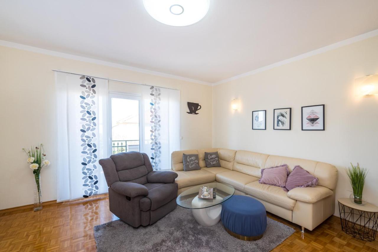Apartment Visnja ザダル エクステリア 写真