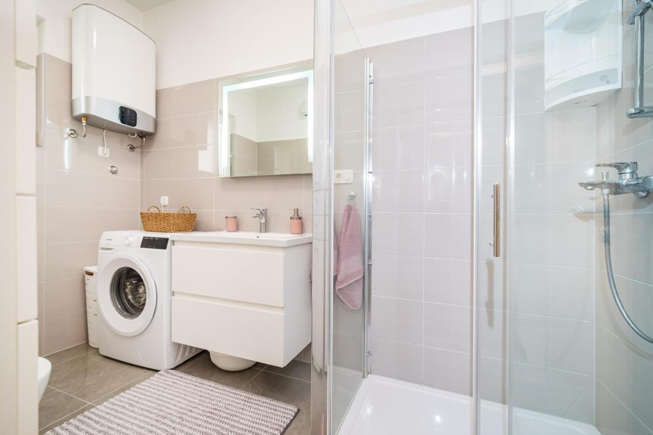 Apartment Visnja ザダル エクステリア 写真
