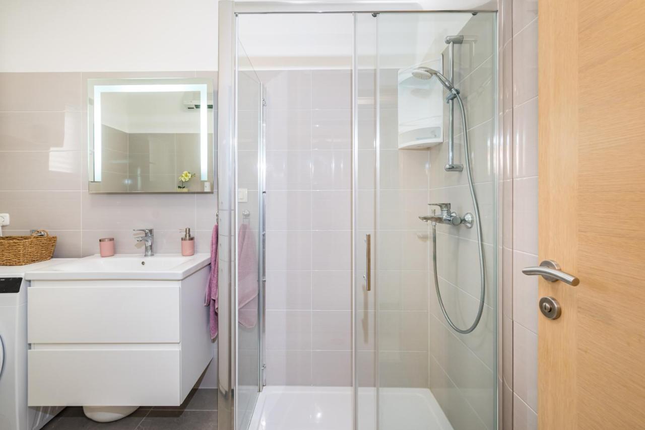 Apartment Visnja ザダル エクステリア 写真