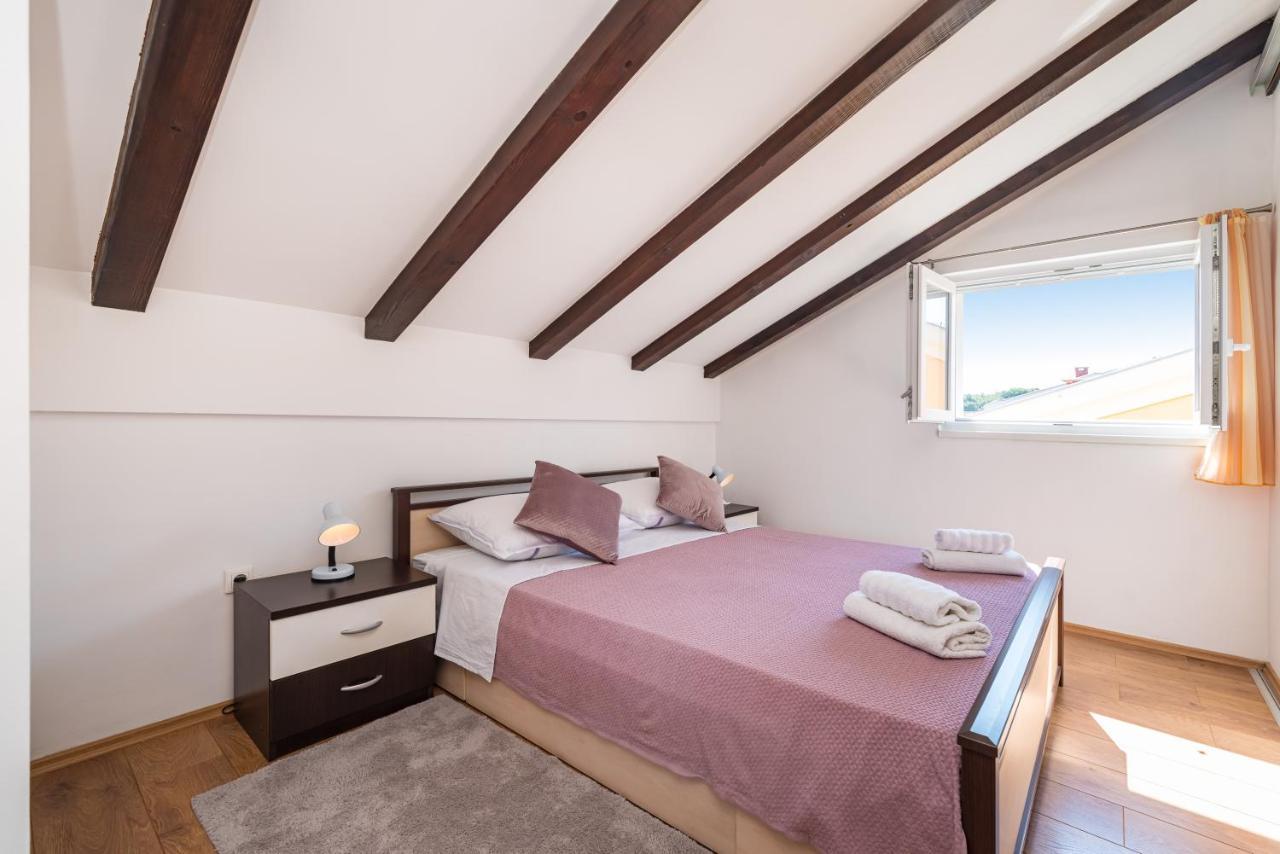 Apartment Visnja ザダル エクステリア 写真