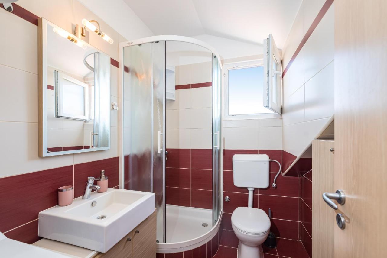 Apartment Visnja ザダル エクステリア 写真