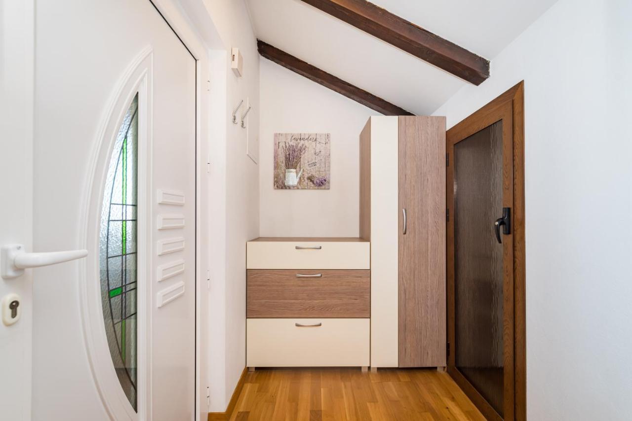 Apartment Visnja ザダル エクステリア 写真